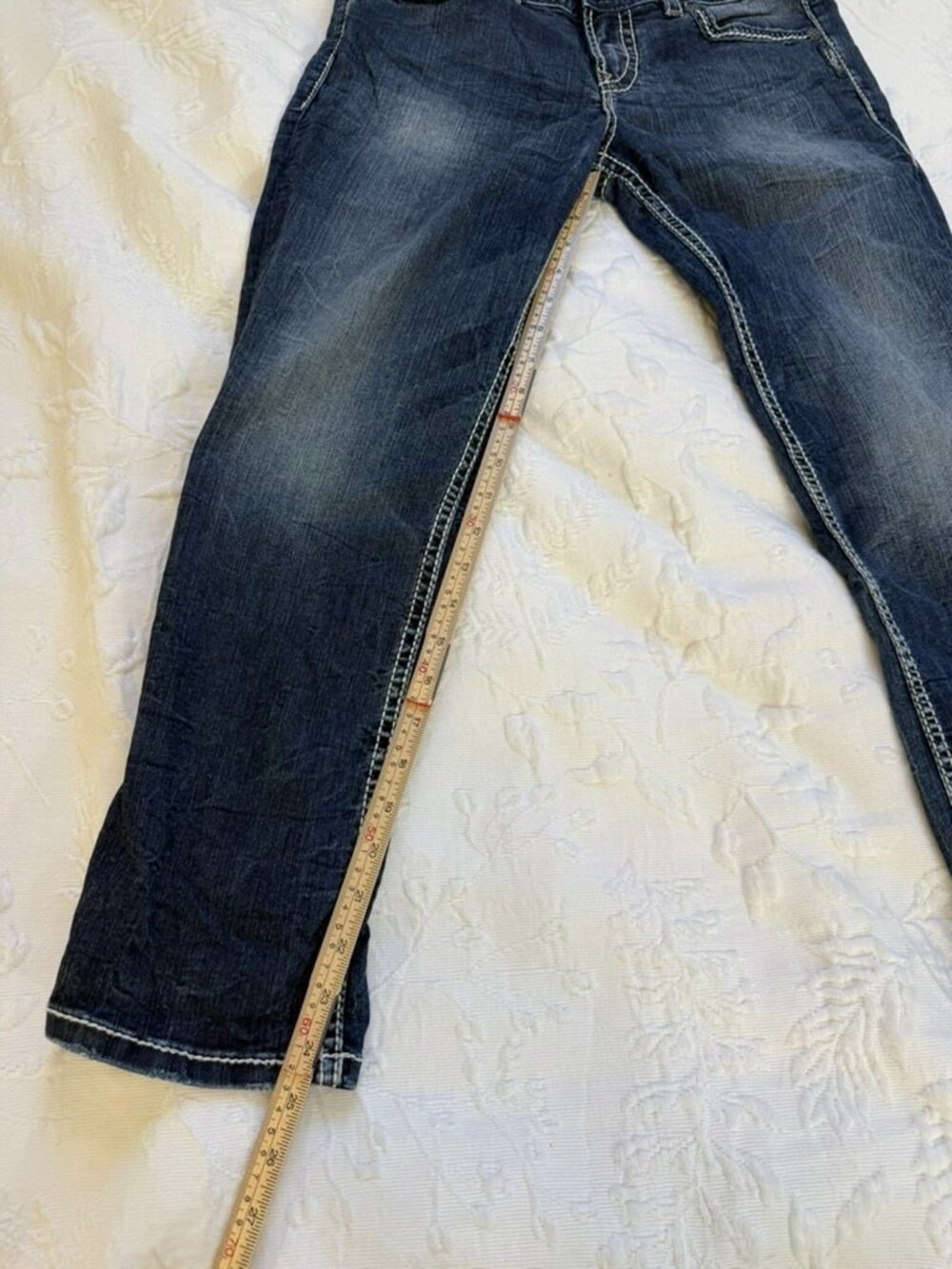 Silver Jeans Suki Capri Dark Wash Y2K Embroidered Jeans W29 - Picture 9 of 9